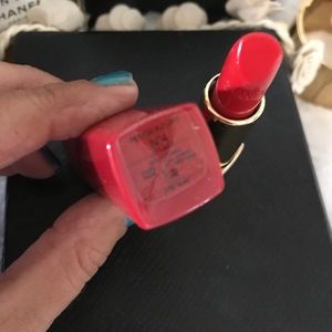 Chanel Le no 4 lipstick